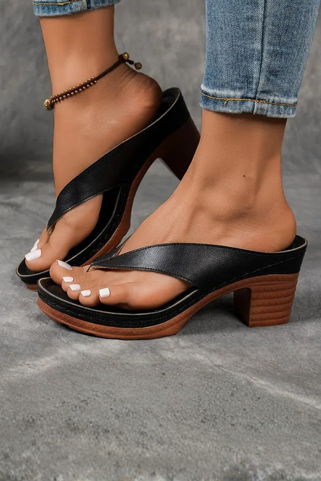 Women Metallic Toe Post Block Heel Flip Flop Sandals