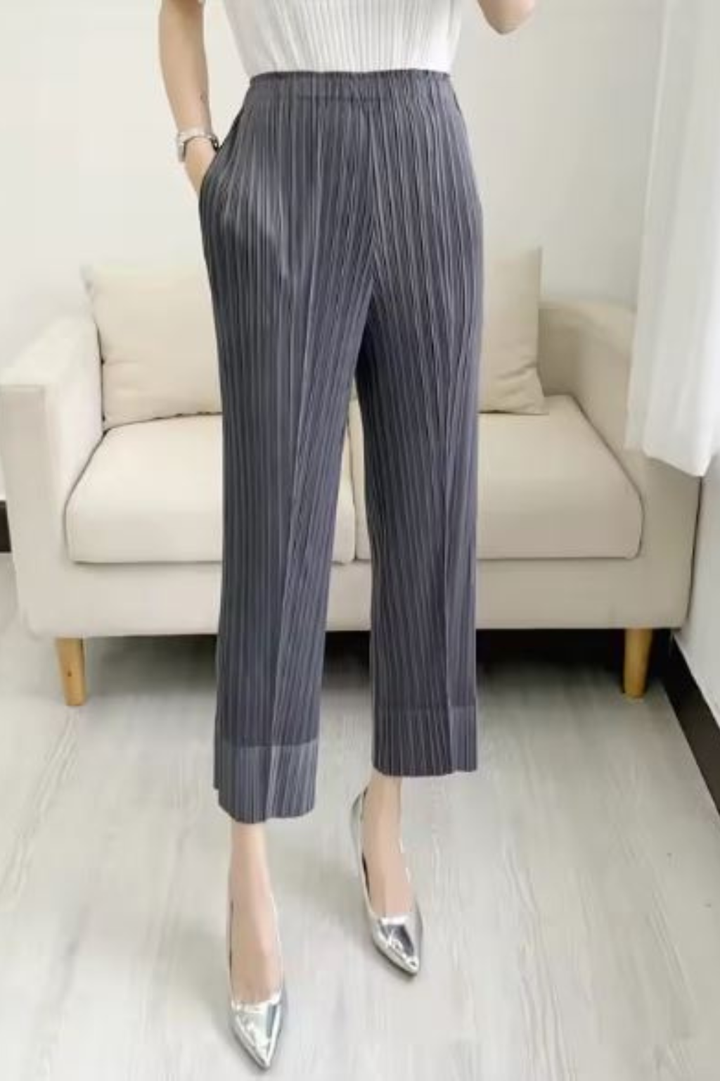Isolde | Women Pleated Cropped Wide Leg Trousers with Elasticated Waist