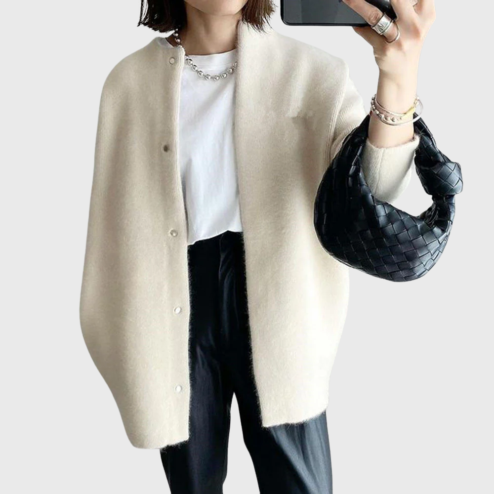 Women's Elegant Sleek Knit Cardigan