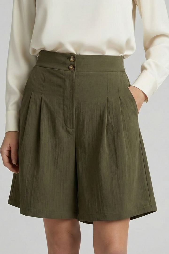 Women’s Shorts with Button Waist and Wide Legs