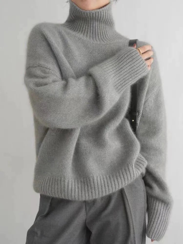 Fennick | Women's Oversized Turtleneck Sweater