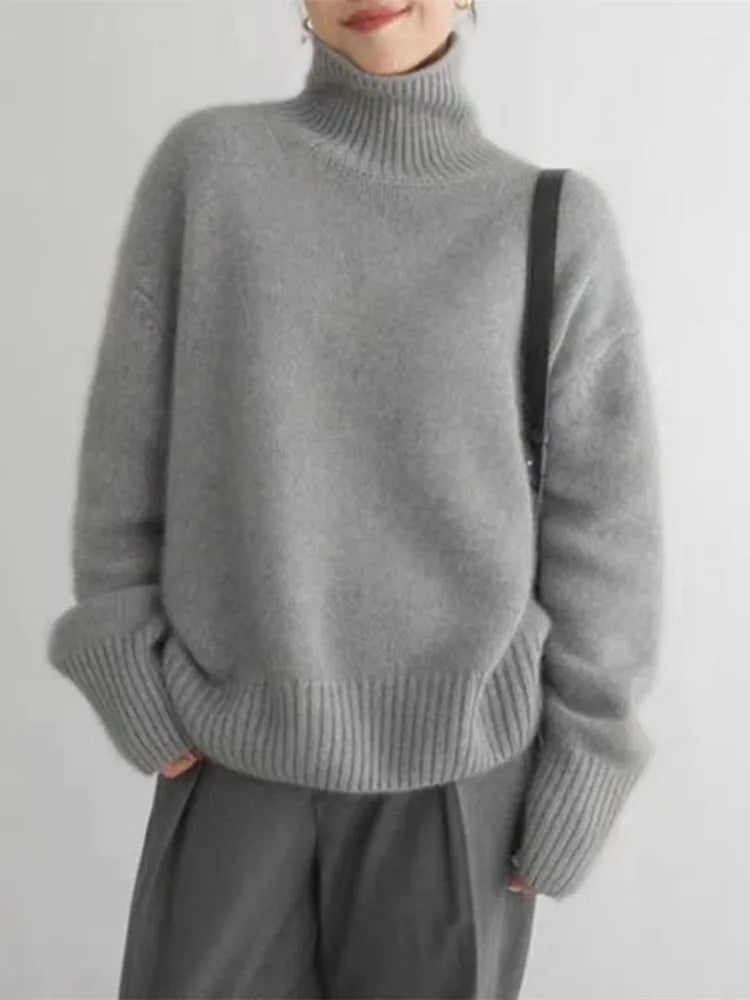 Fennick | Women's Oversized Turtleneck Sweater